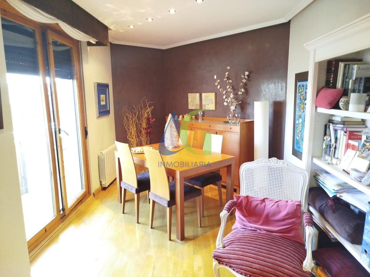 Comedor de Piso en venta en León Capital  con Calefacción, Parquet y Terraza