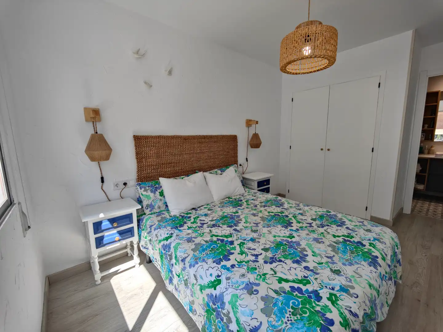 Bedroom of Flat for sale in Rianxo  with Parquet flooring, Furnished and Oven