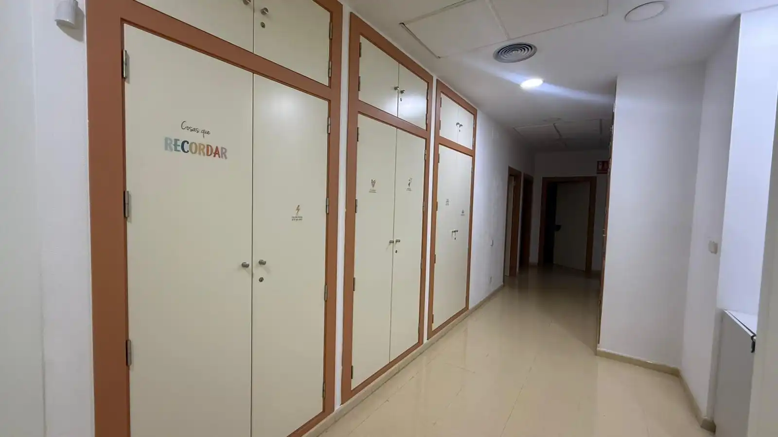 Commercial properties for rent in Almería  with Air Conditioner, Furnished and Alarm