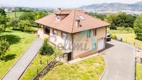 Exterior view of House or chalet for sale in Oviedo   with Heating, Private garden and Parquet flooring