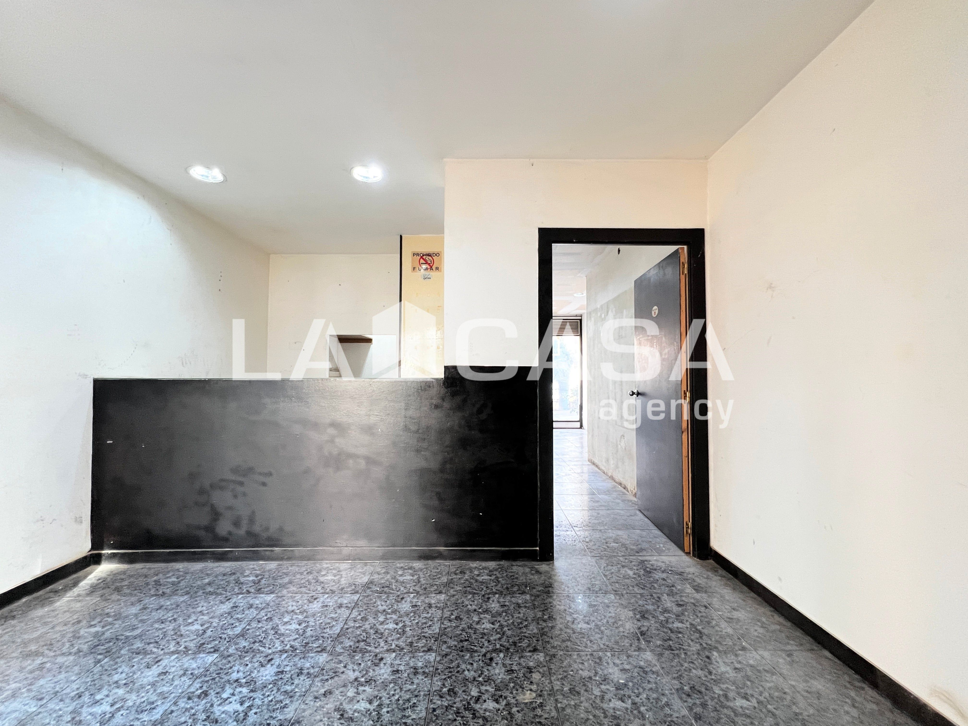 Premises for sale in Badalona