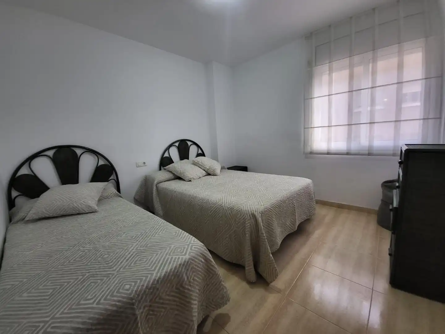 Schlafzimmer von Wohnung zum Verkauf in Pineda de Mar mit Terrasse, Möbliert und Ofen