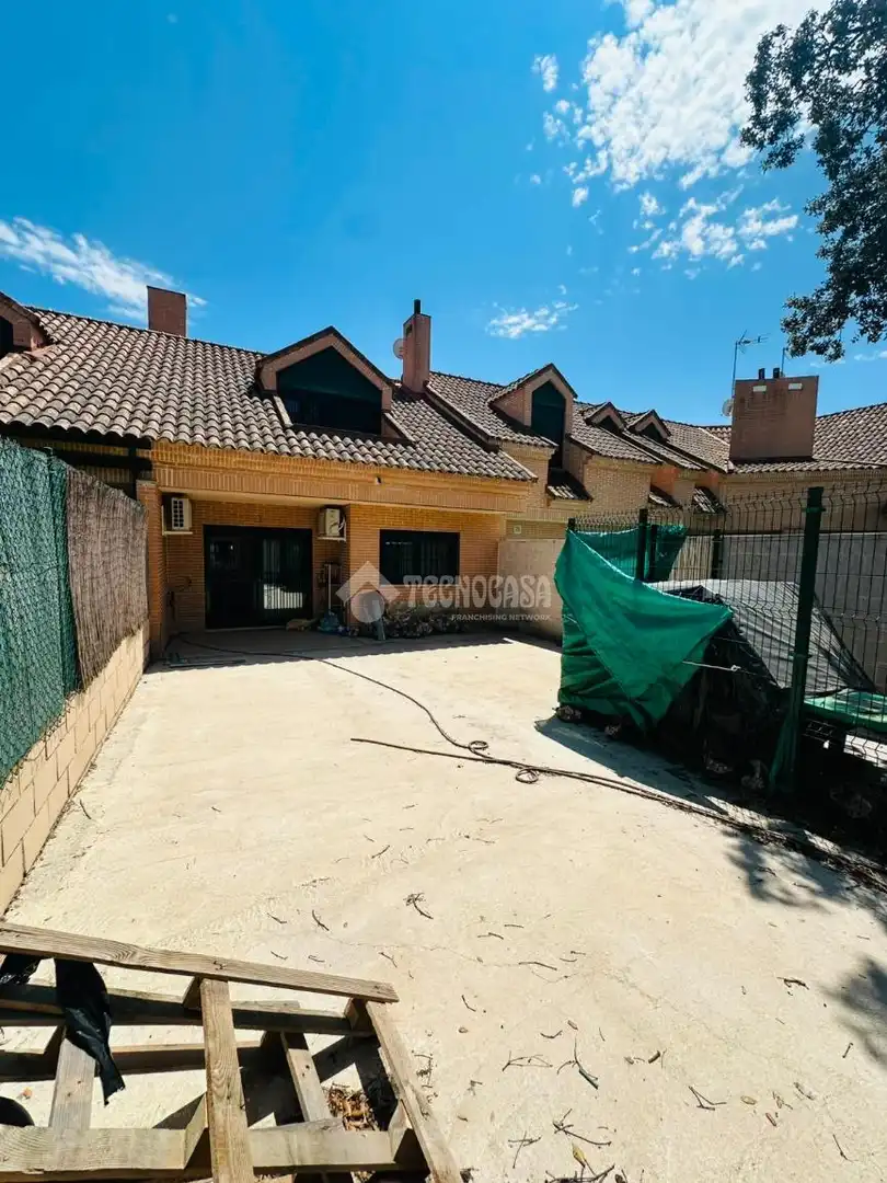 Casa aparellada en venda a Escalona, imagen 29