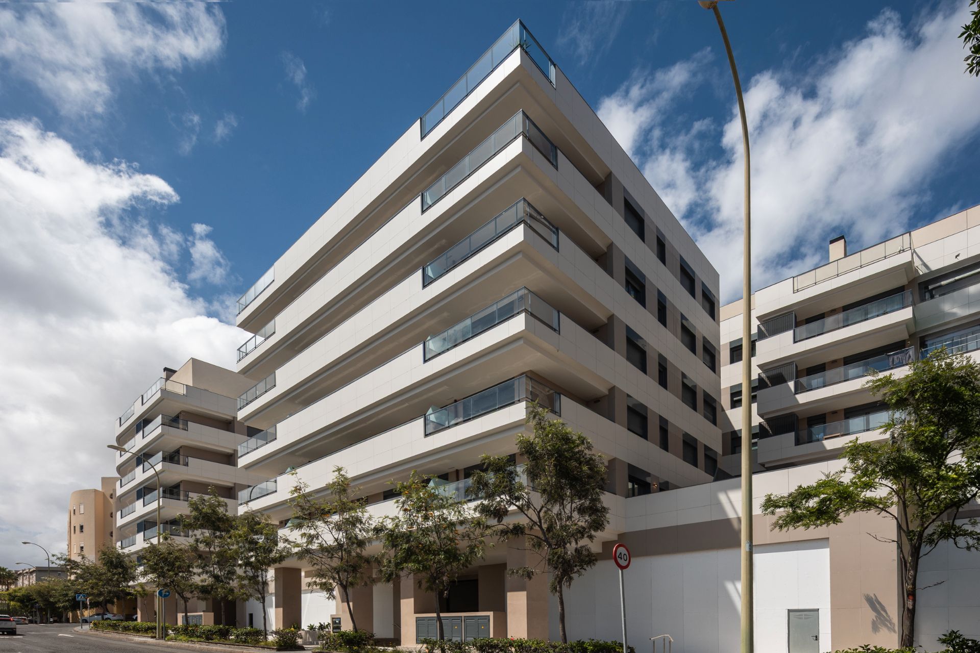 Exterior view of Flat for sale in Las Palmas de Gran Canaria  with Air Conditioner, Terrace and Storage room