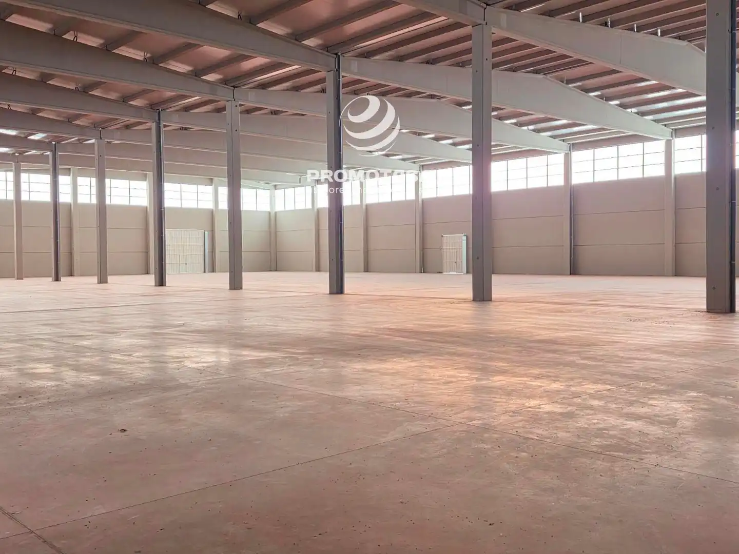 Industrial building for sale in Zona Industrial, imagen 3