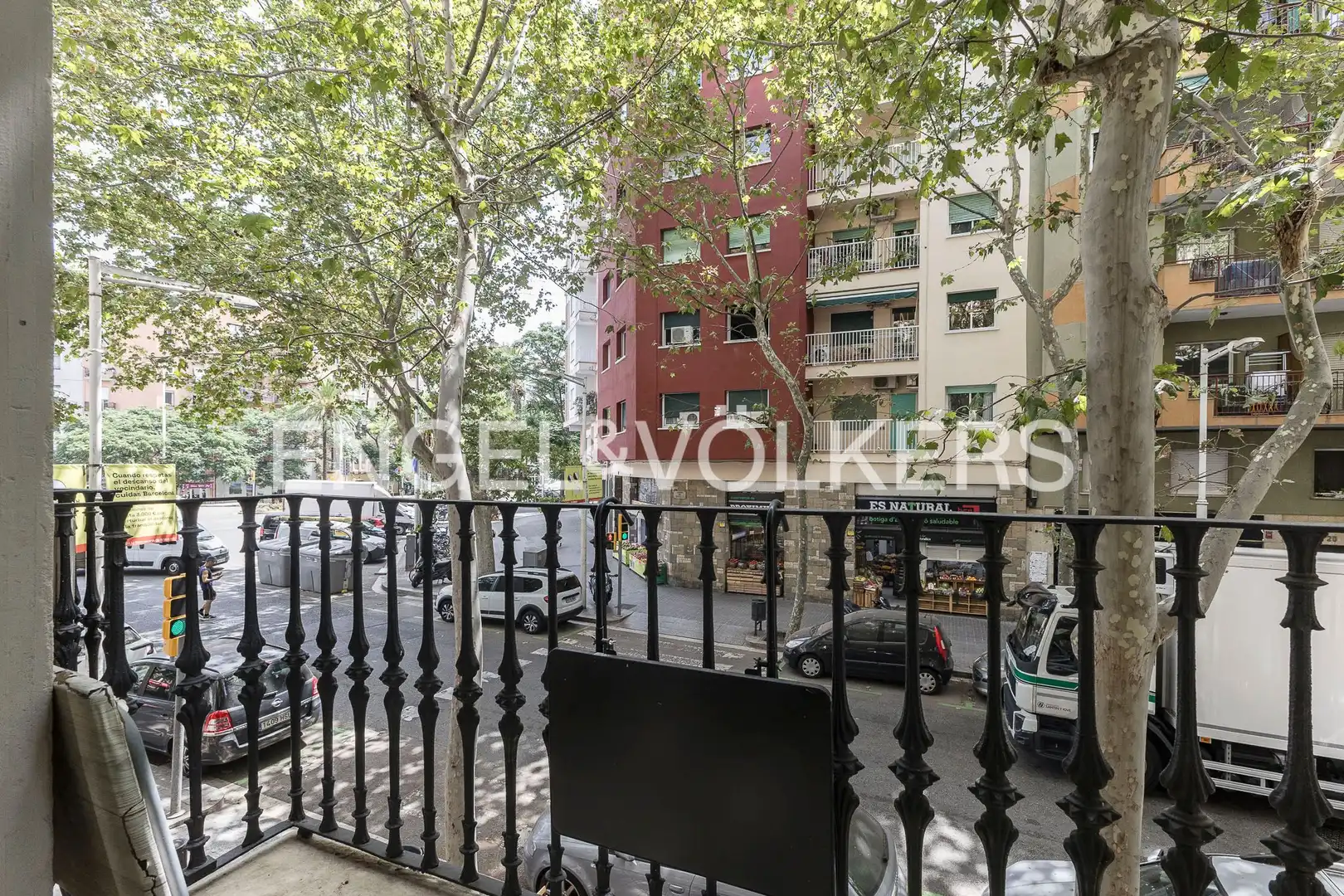 Vista exterior de Pis en venda en Barcelona amb Aire condicionat, Calefacció i Parquet