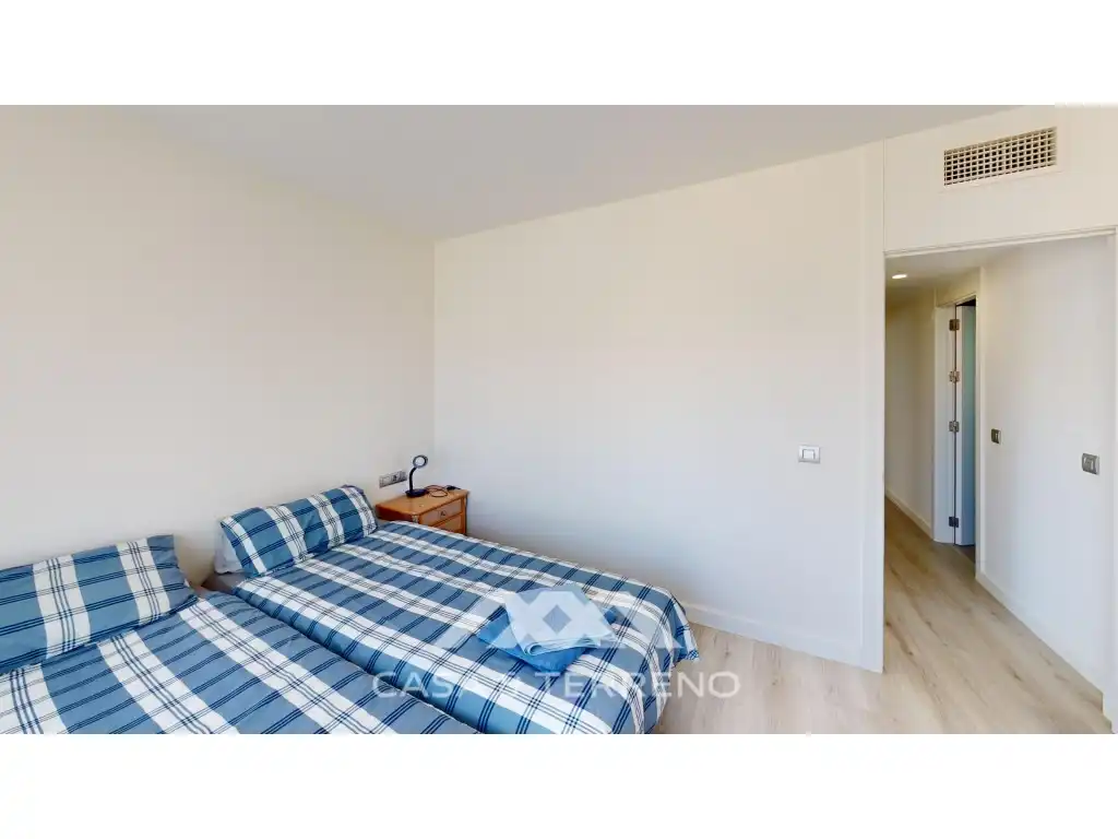 Dormitori de Apartament en venda en Vélez-Málaga amb Aire condicionat i Piscina comunitària