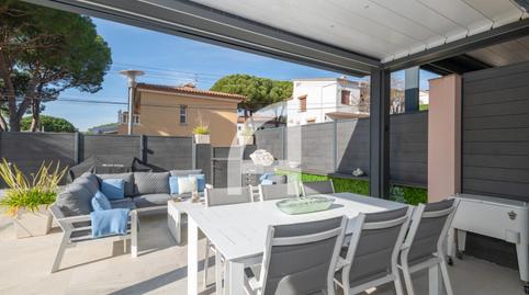 Foto 5 de Casa adosada en venda a Fenals, Girona