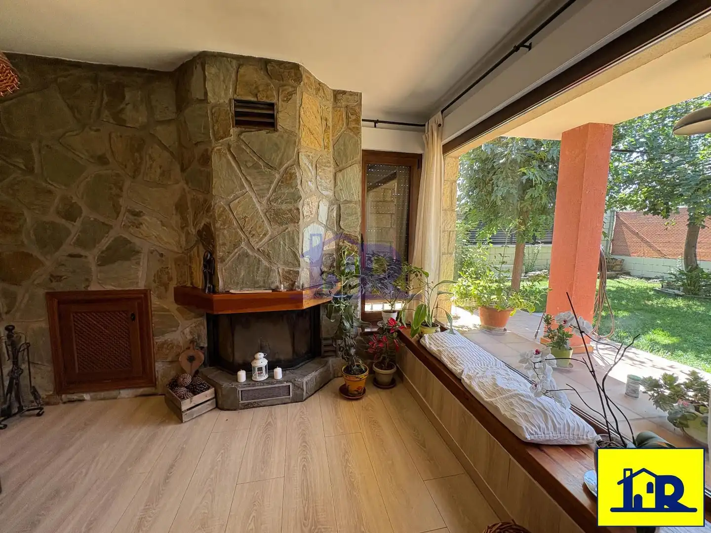 Jardí de Casa o xalet en venda en Sotorribas amb Calefacció, Jardí privat i Parquet