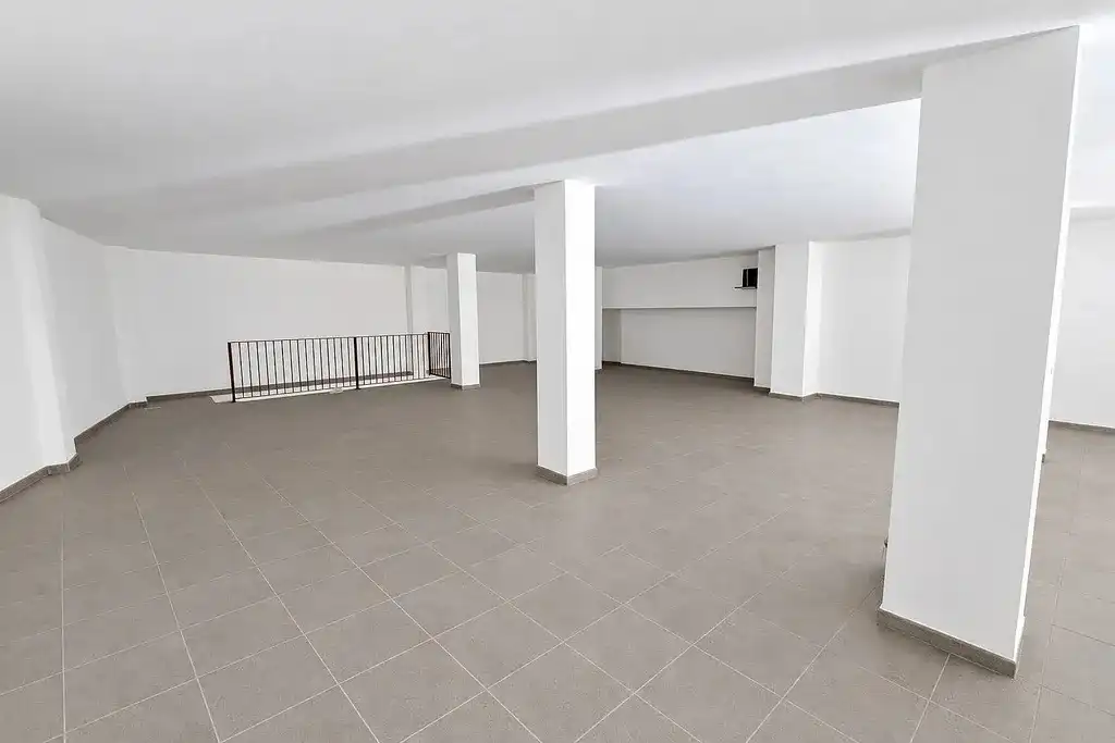 Geschaftsraum zur Miete in Badalona