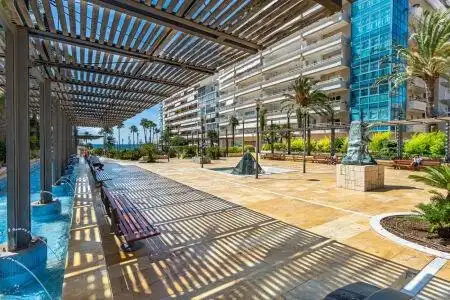 Piso en venta en CARLOS MACKINTOSCH, Playa Bajadilla - Puertos