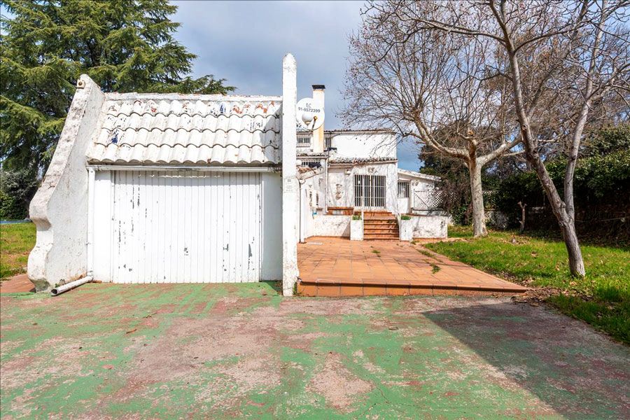 Exterior view of House or chalet for sale in Alpedrete  with Private garden and Swimming Pool