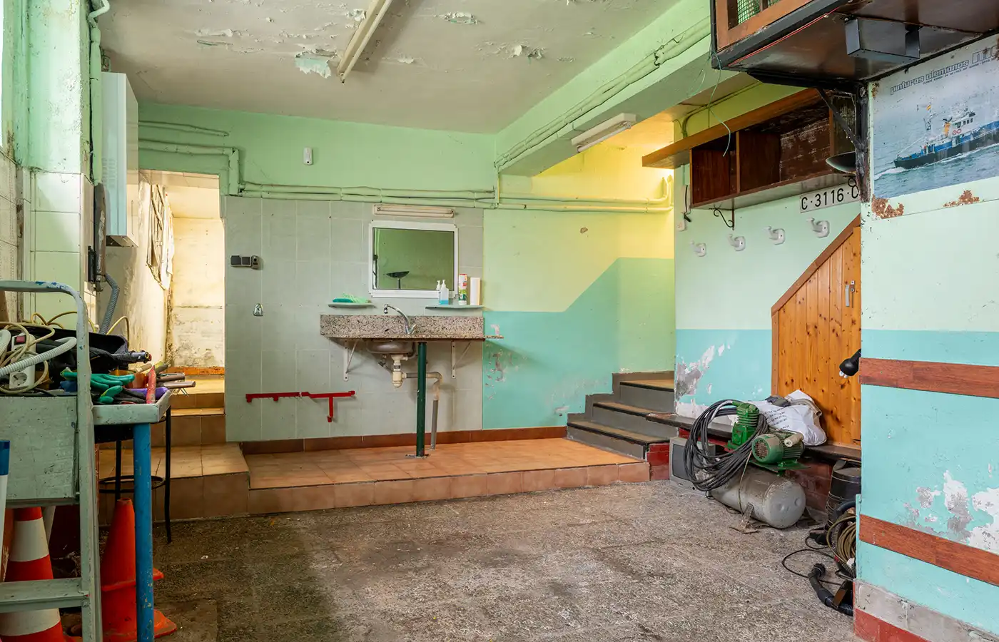 Casa o xalet en venda en Oleiros amb Calefacció, Jardí privat i Parquet