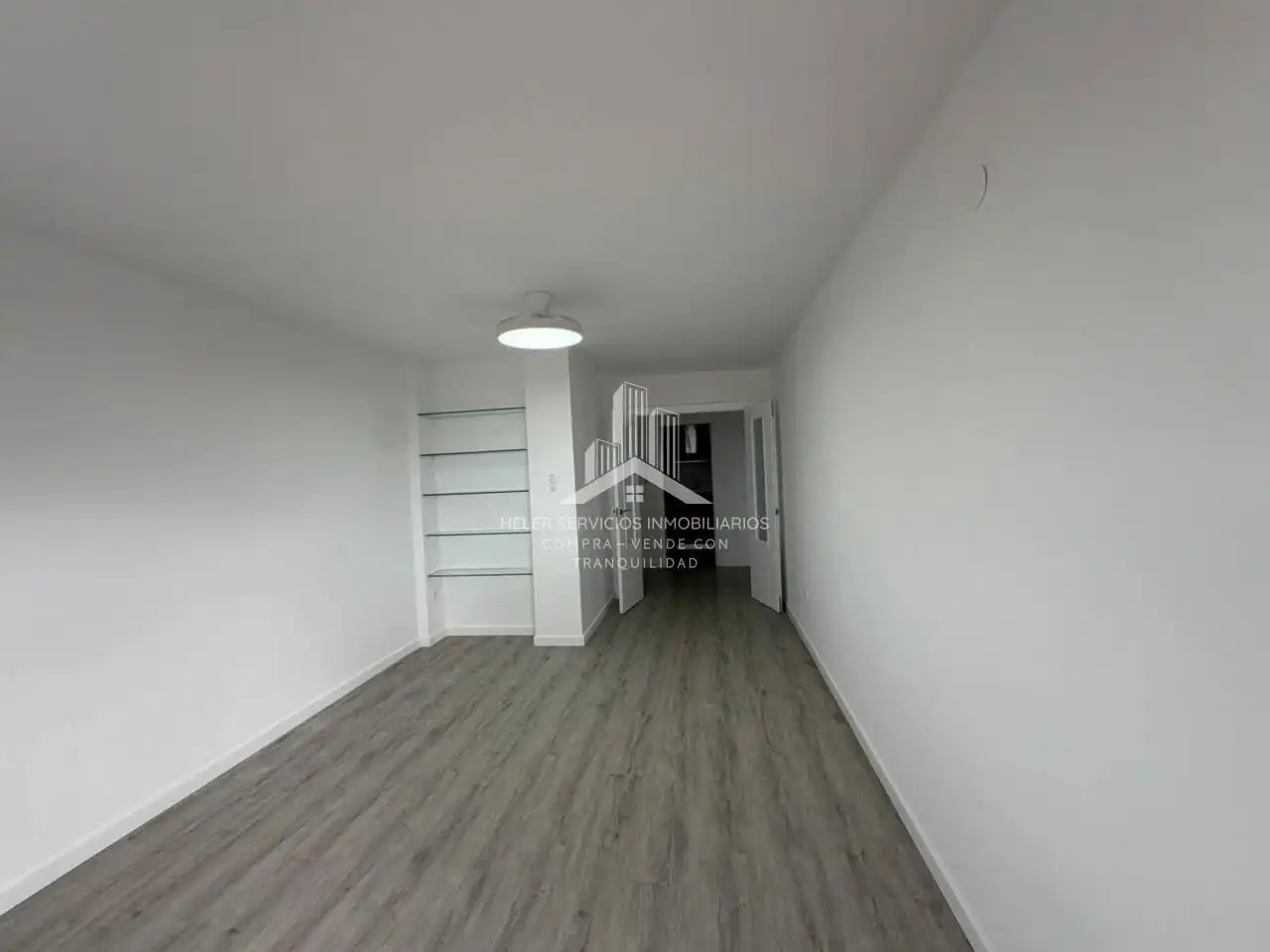 Wohnung zur Miete in Avenida Valencia, Ensanche - Río Júcar
