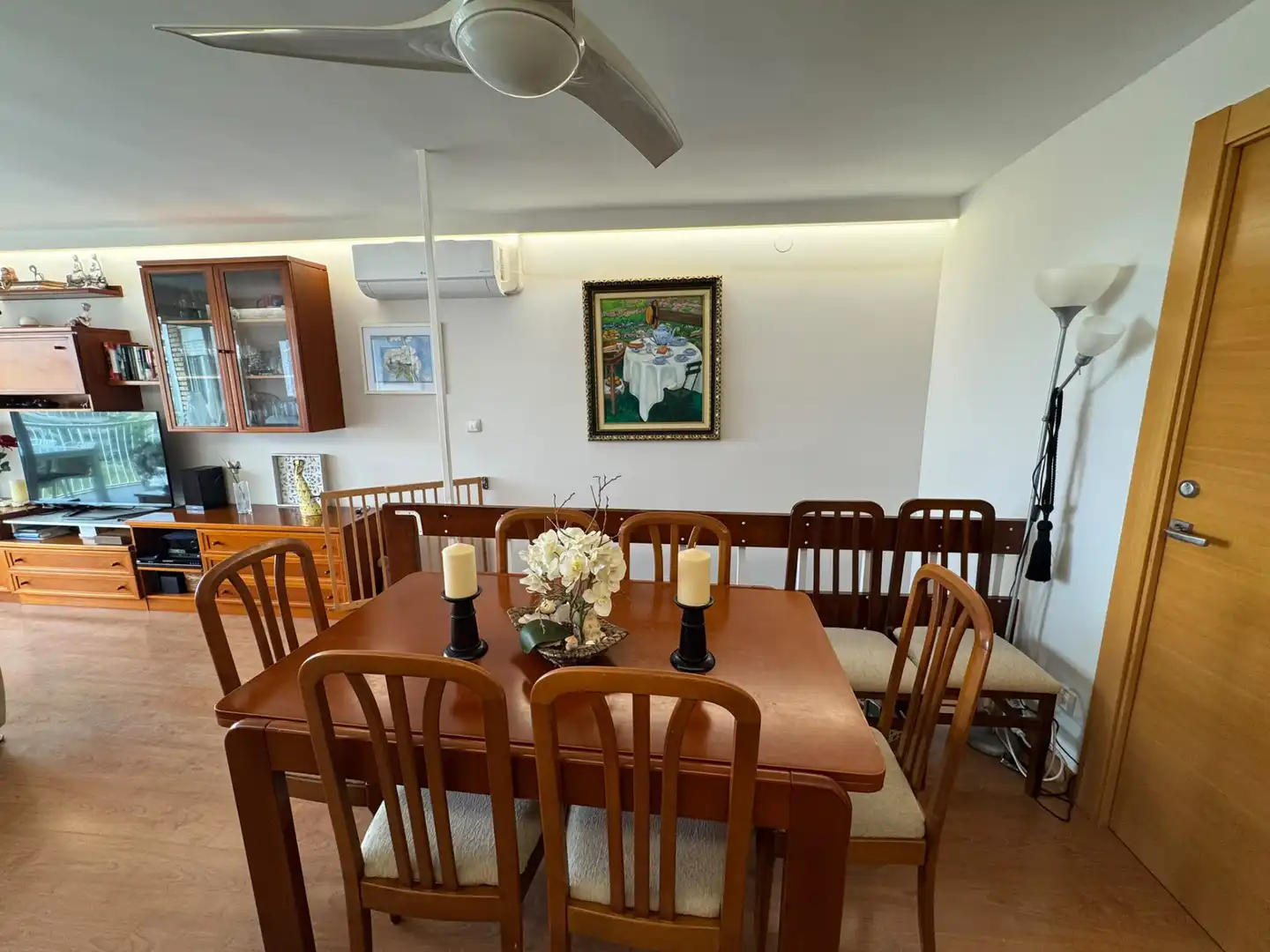 Menjador de Apartament de lloguer en El Campello amb Aire condicionat, Calefacció i Moblat