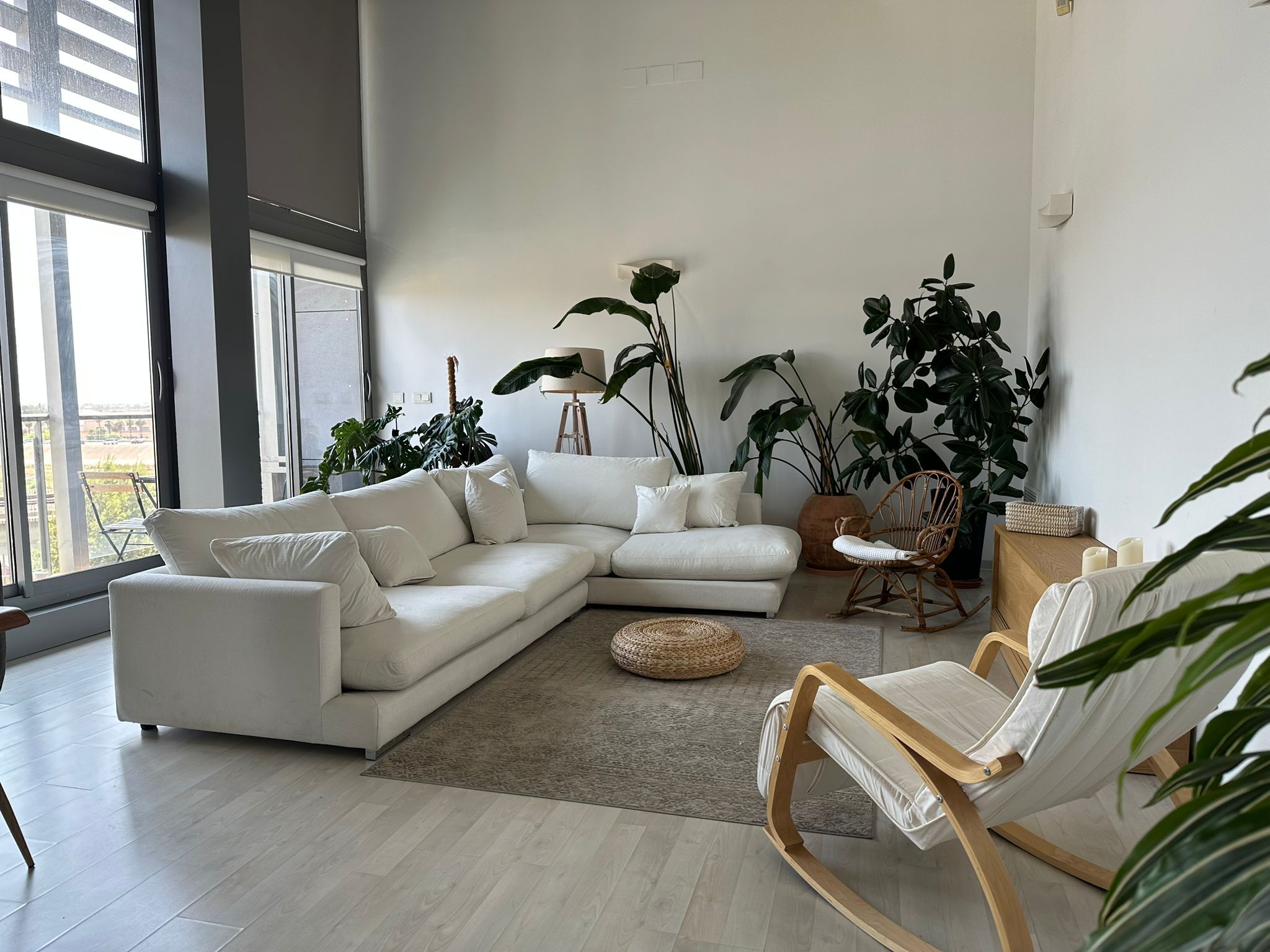 Living room of Apartment to rent in  Valencia Capital  with Air Conditioner, Heating and Terrace
