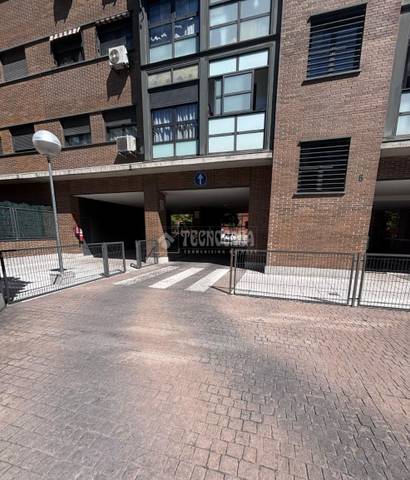 Garaje en Venta en Base Aérea