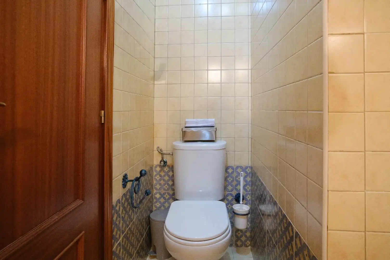 Badezimmer von Dachboden zum Verkauf in Pilas mit Klimaanlage und Terrasse