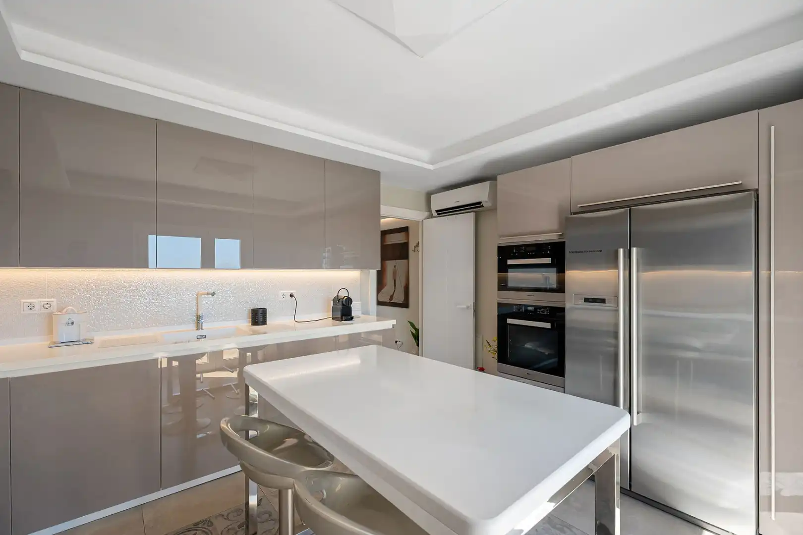 Haus mit Terrasse zum Verkauf in Nueva Andalucía, imagen 10