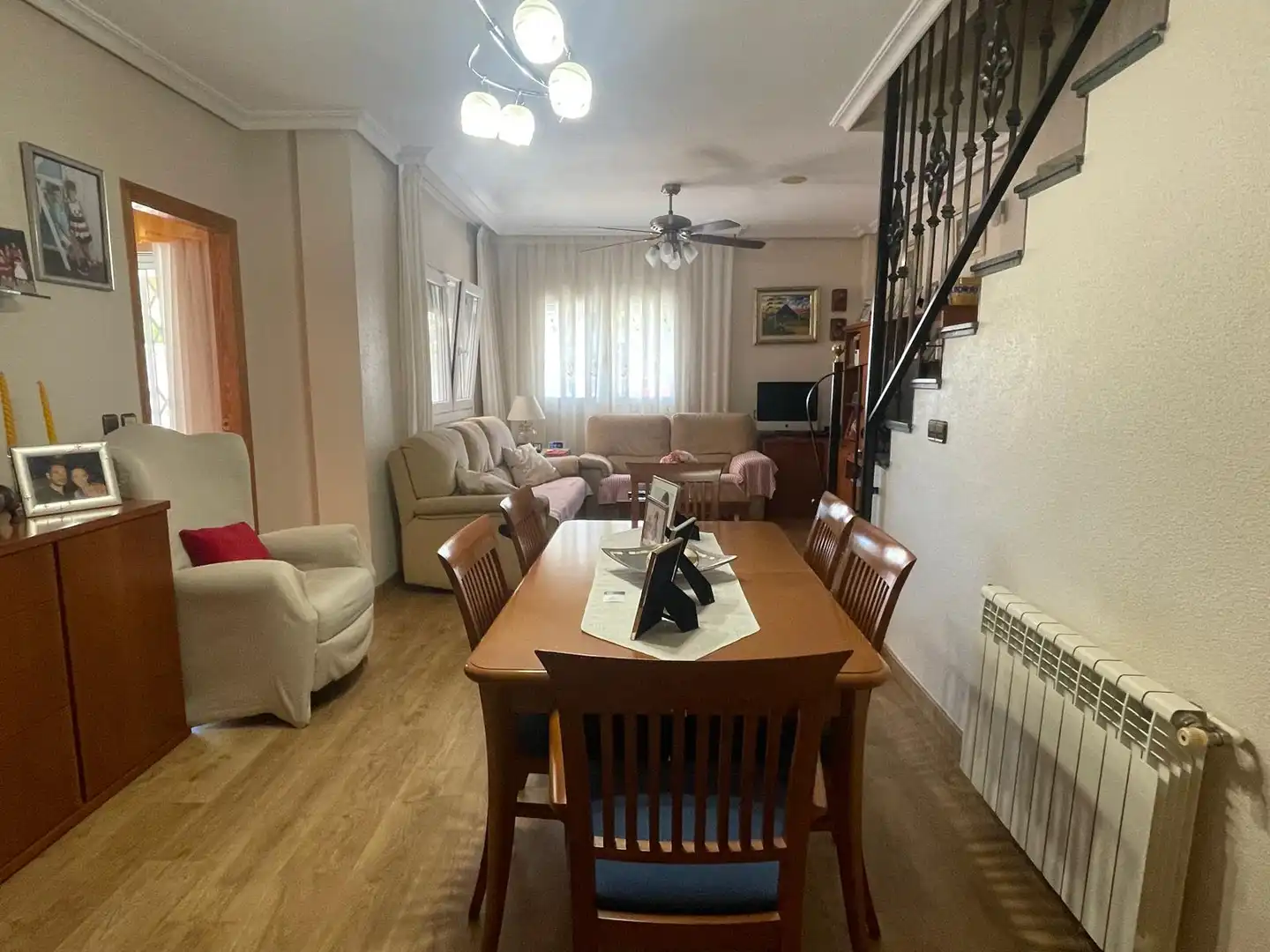 Sala de estar de Casa adosada en venta en Cartagena con Aire acondicionado, Jardín privado y Jacuzzi