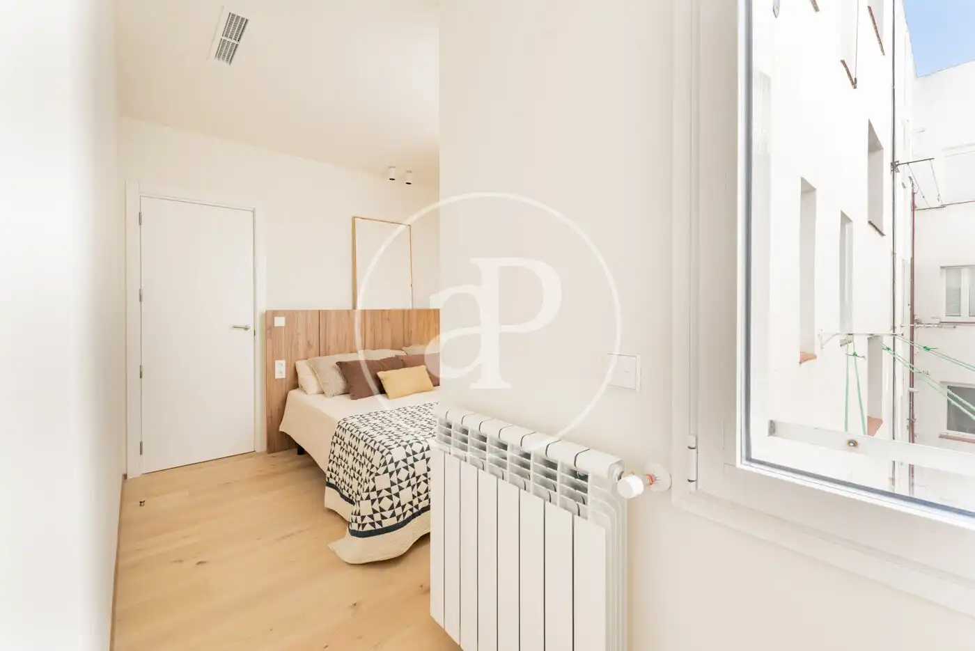 Bedroom of Flat for sale in Madrid  with Air Conditioner and Heating