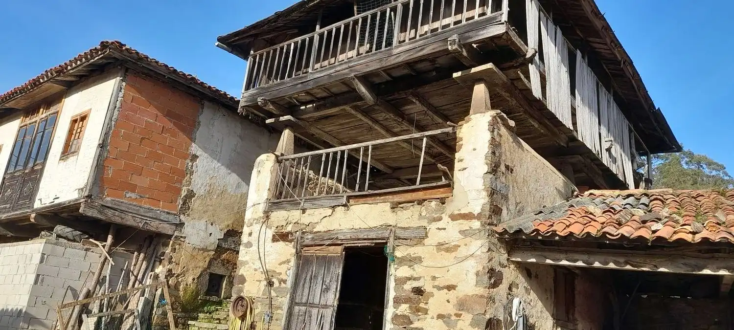 Vista exterior de Casa o chalet en venta en Valdés - Luarca con Terraza, Trastero y Piscina