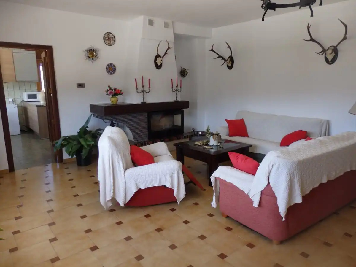 Casa rústica amb terrassa en venda a Priego de Córdoba, imagen 9