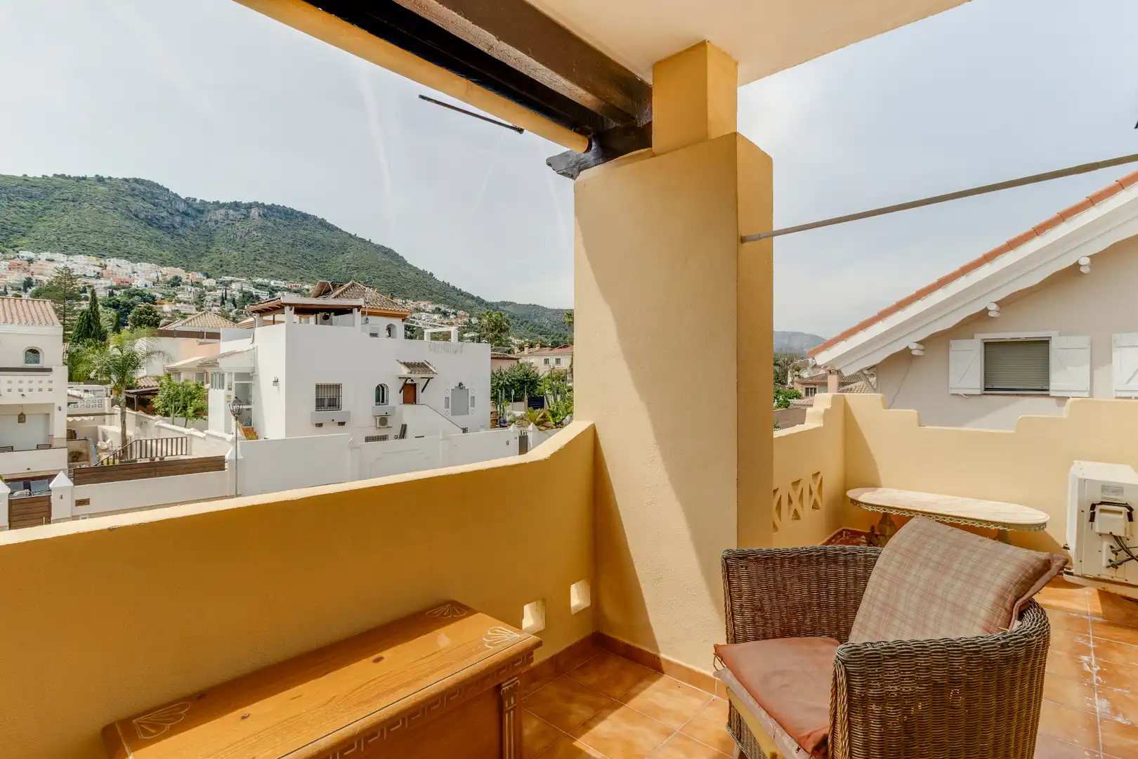 Terrassa de Casa adosada en venda en Alhaurín de la Torre amb Aire condicionat, Jardí privat i Terrassa