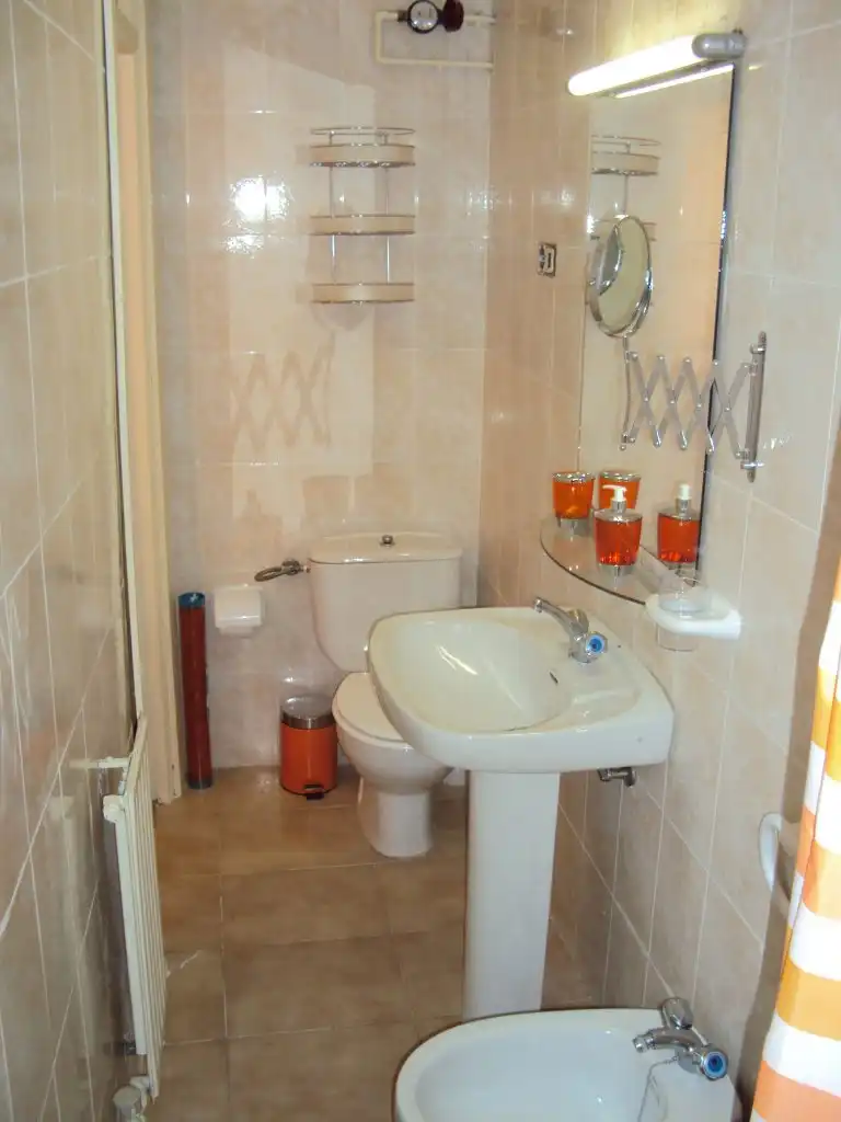 Study for rent in Calle Capuchinas, 8, Centro - Sagrario