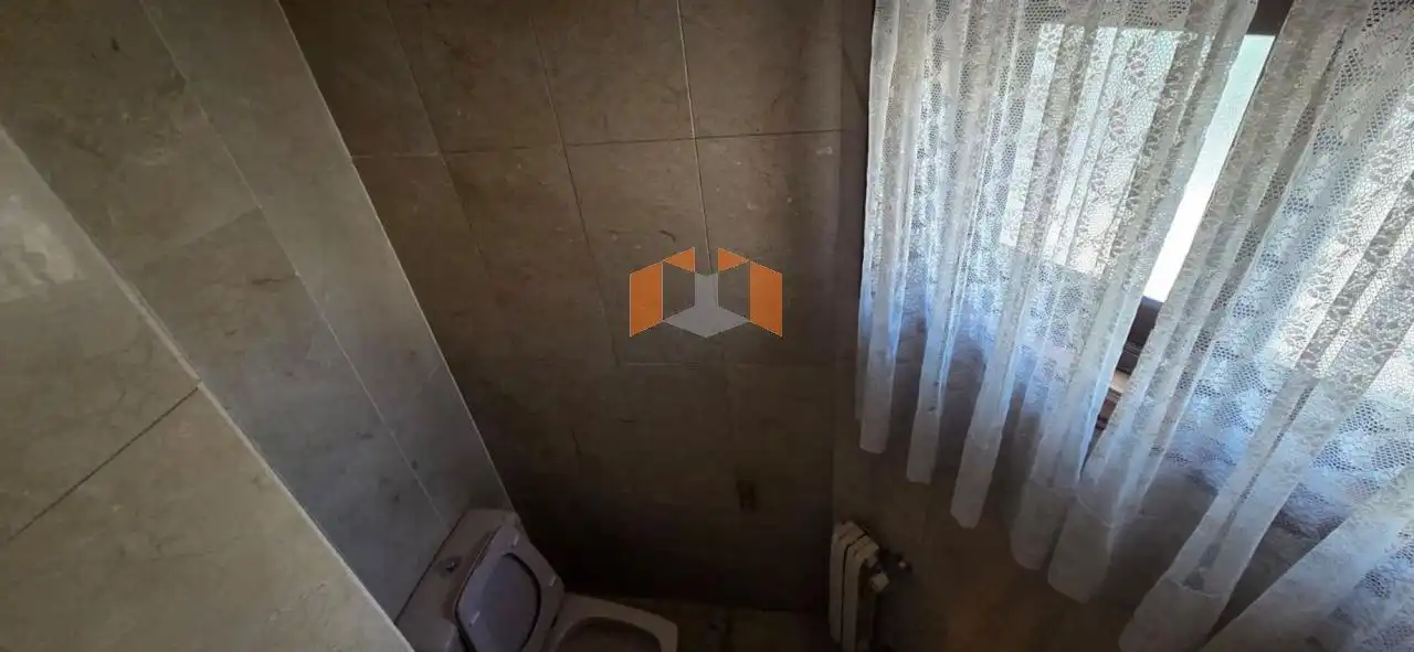 Baño de Piso en venta en Vigo  con Calefacción, Parquet y Terraza