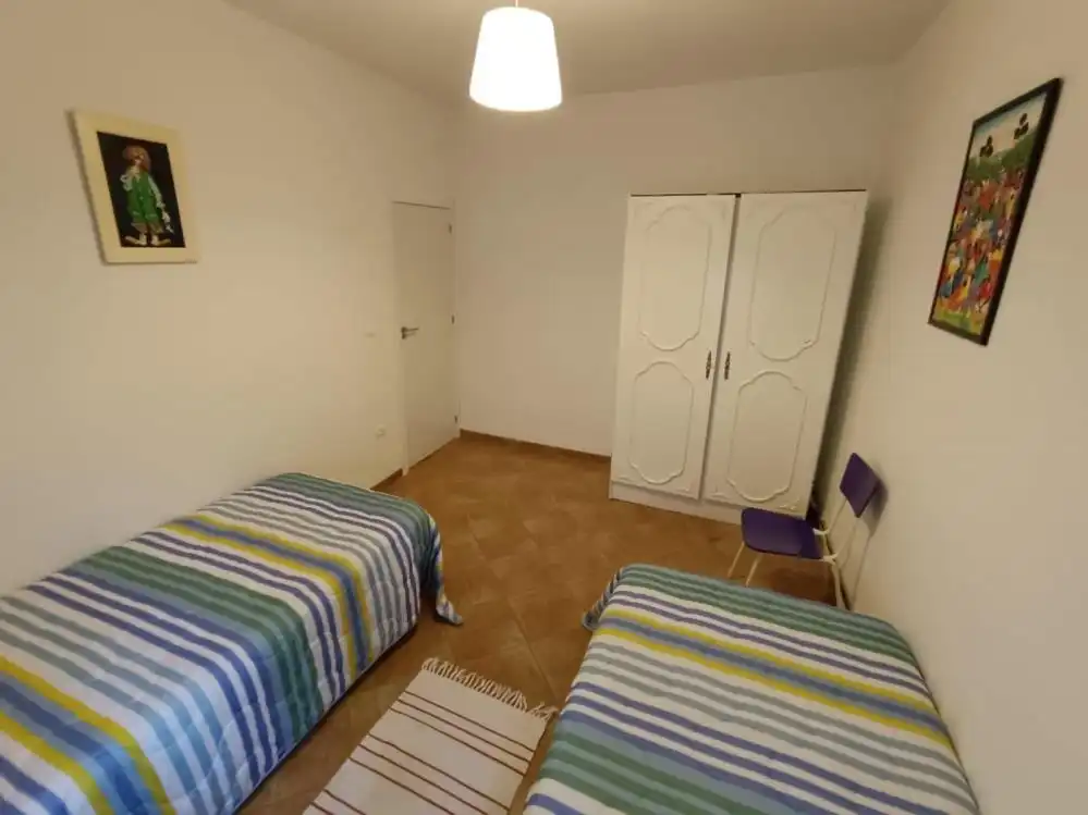 Dormitori de Casa o xalet en venda en Chilluévar amb Aire condicionat, Terrassa i Moblat