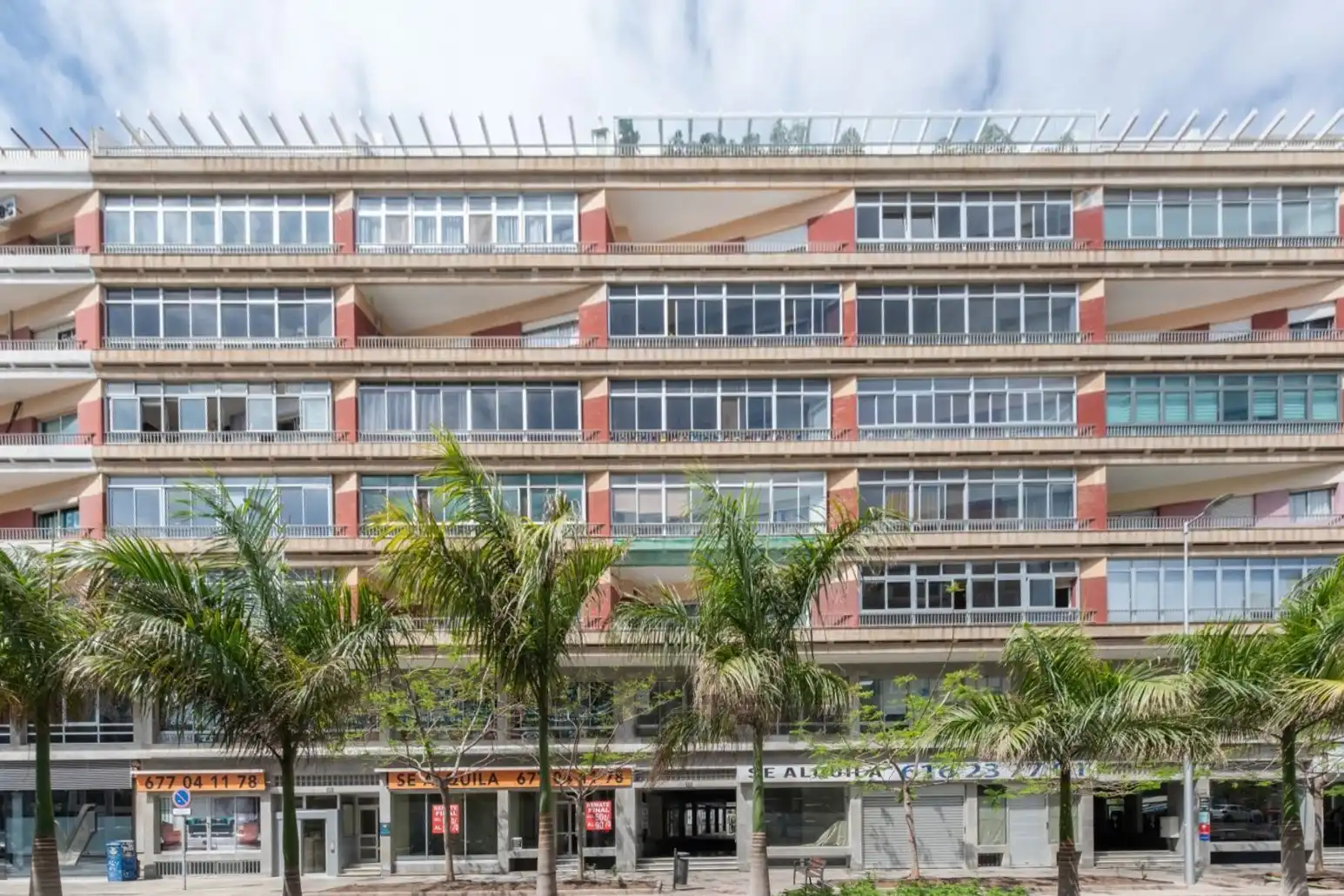 Vista exterior de Piso en venta en Las Palmas de Gran Canaria con Terraza