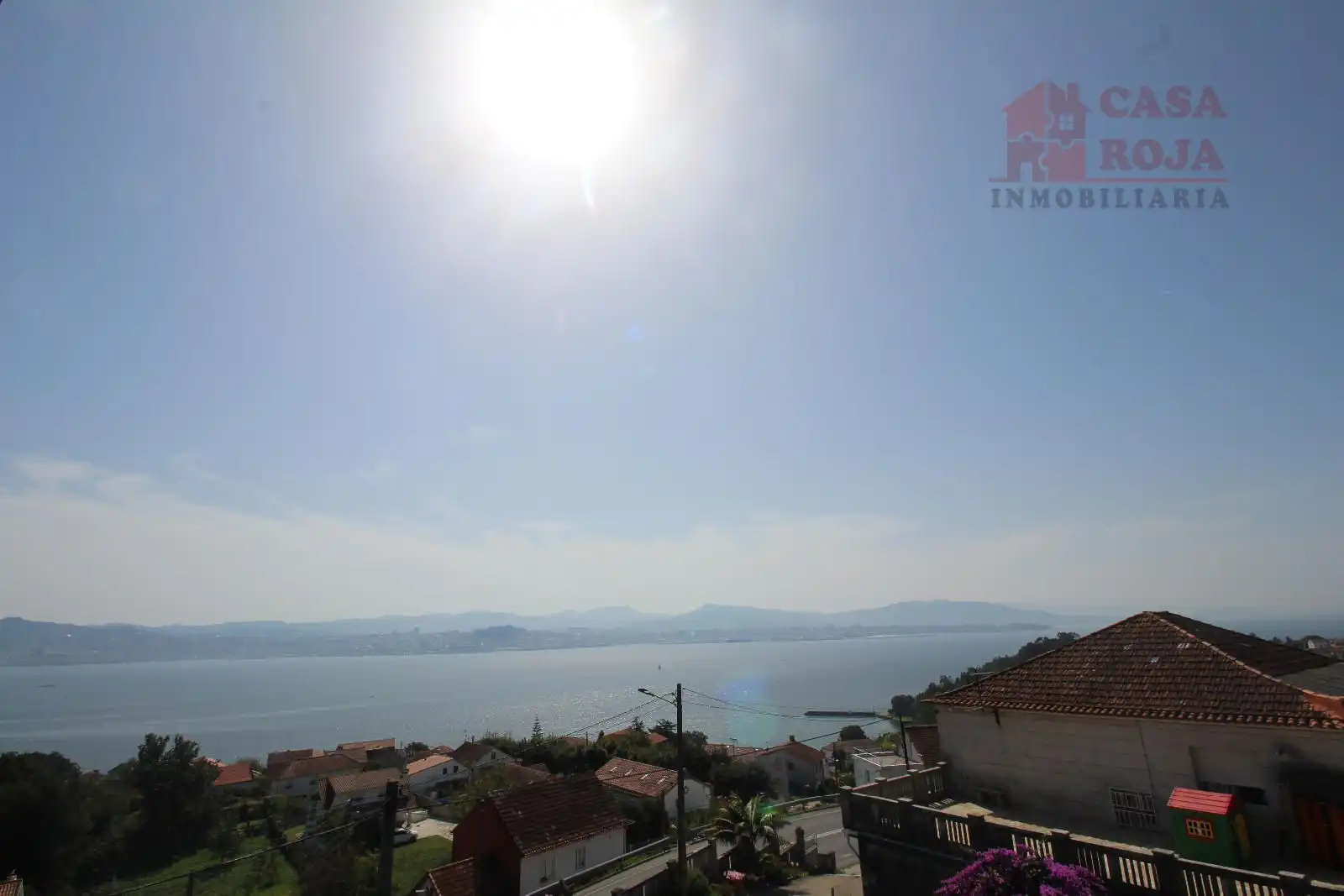 Vista exterior de Casa o xalet en venda en Moaña amb Calefacció, Terrassa i Traster
