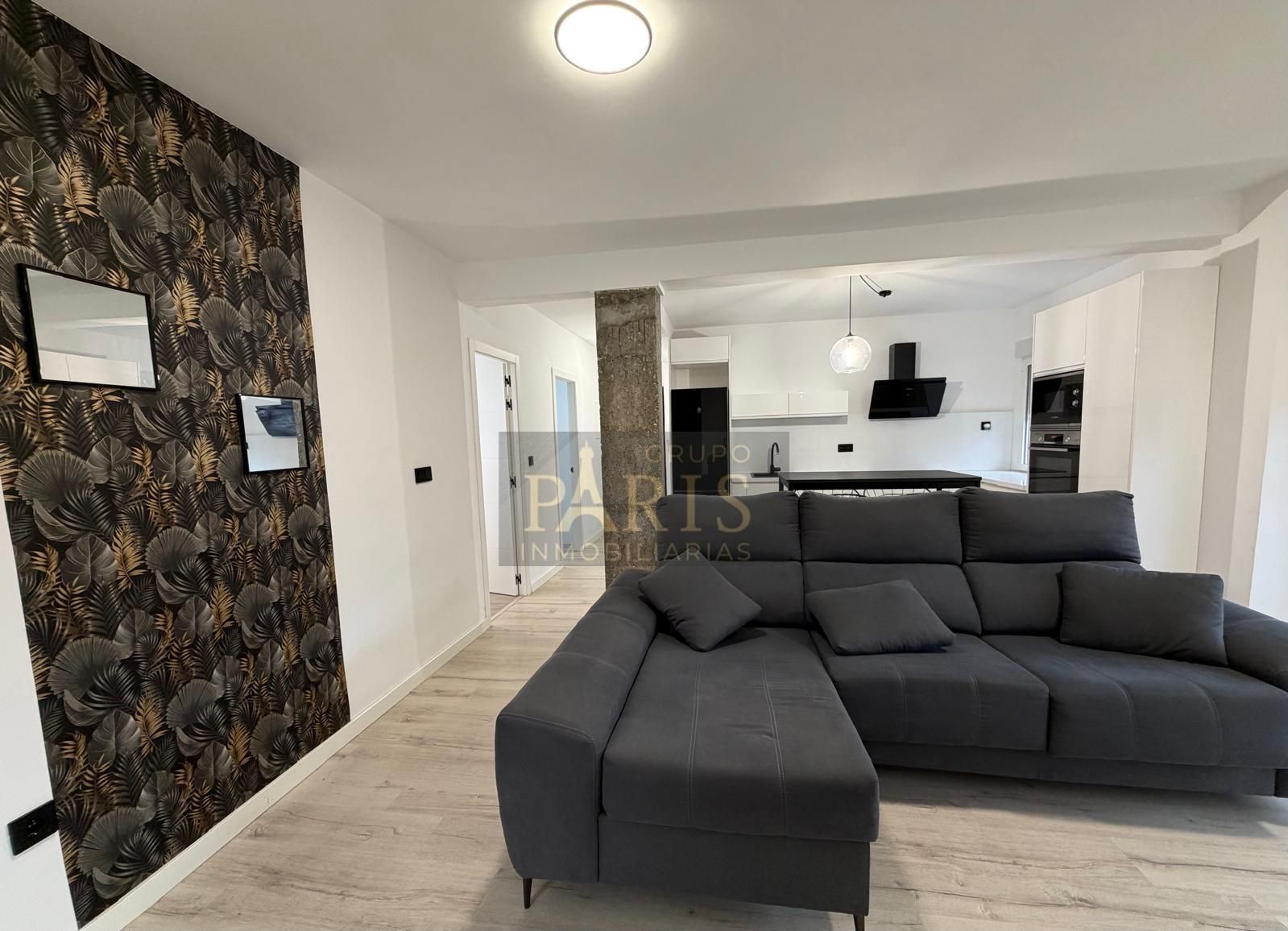 Sala d'estar de Pis de lloguer en Cartagena amb Aire condicionat i Balcó