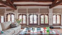 Sala d'estar de Casa o xalet en venda en Sant Cugat del Vallès amb Aire condicionat, Calefacció i Jardí privat
