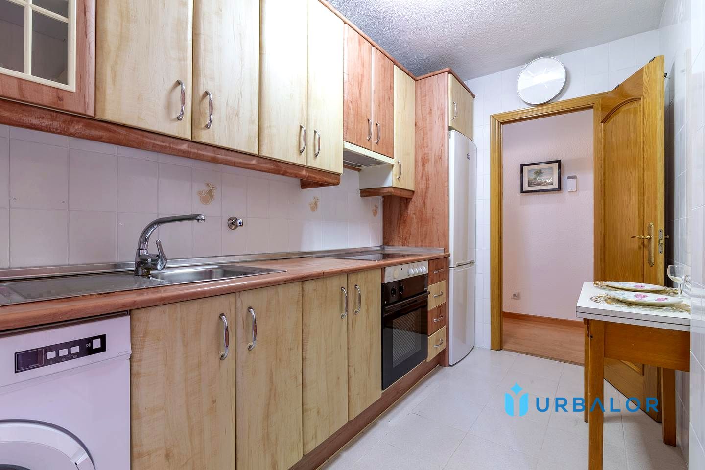 Kitchen of Flat for sale in Parla  with Heating, Terrace and Furnished