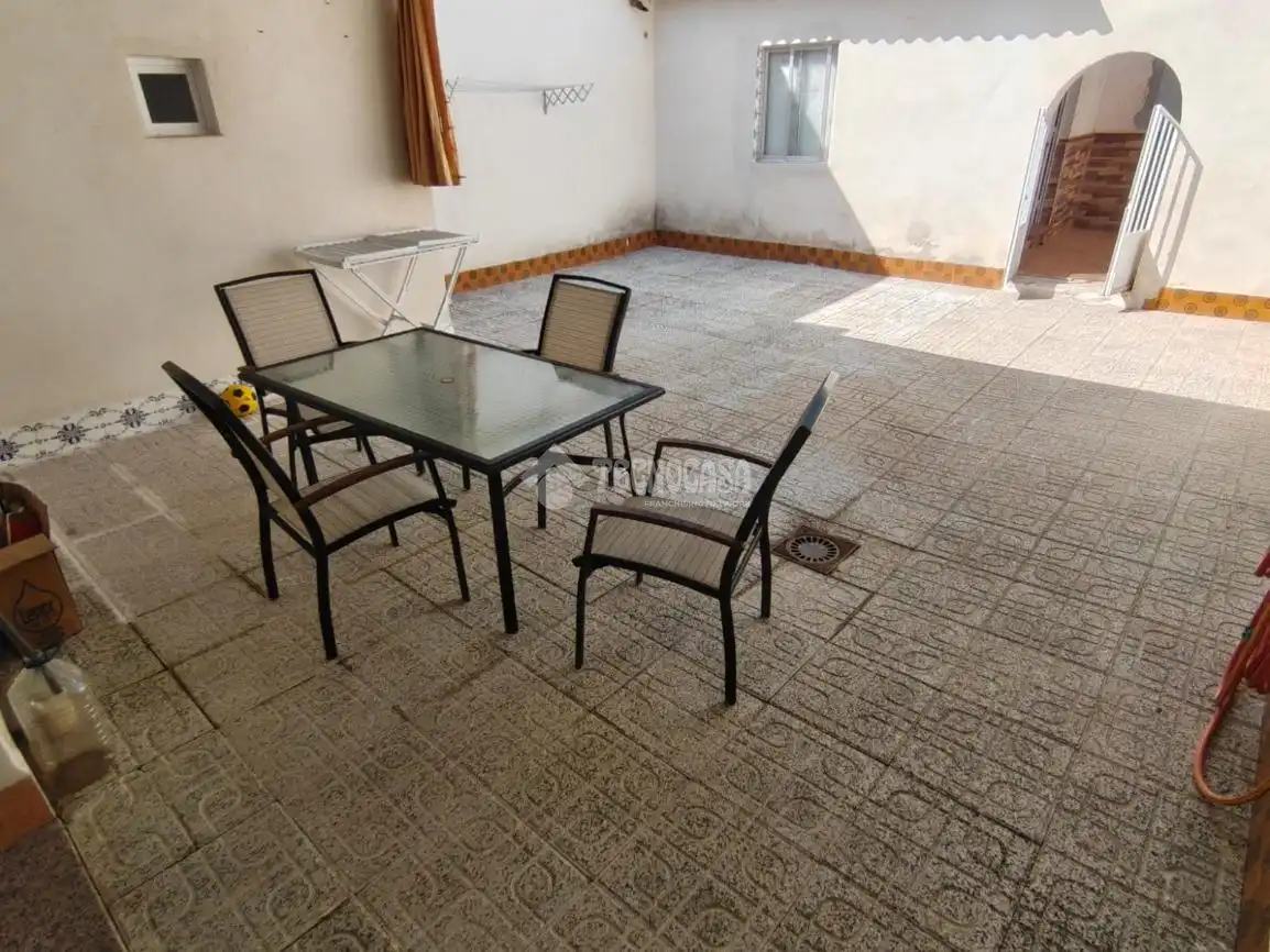 Terrassa de Casa adosada en venda en La Carolina amb Moblat