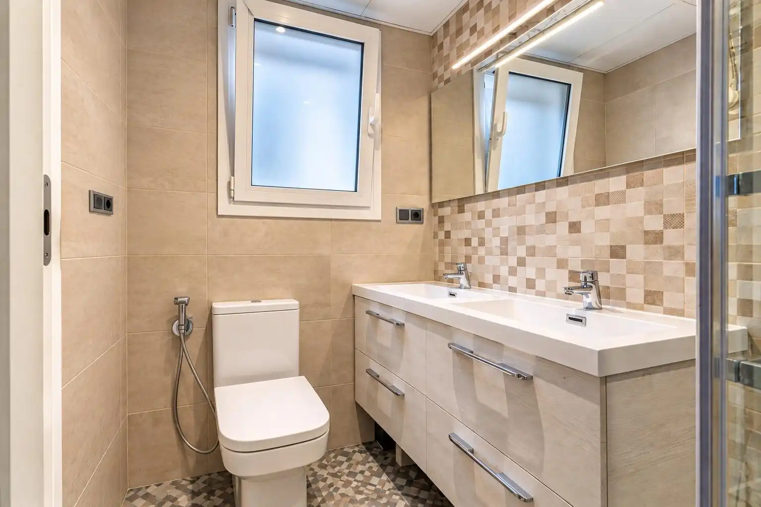 Piso con terraza en venta en Vilanova del Camí, imagen 19