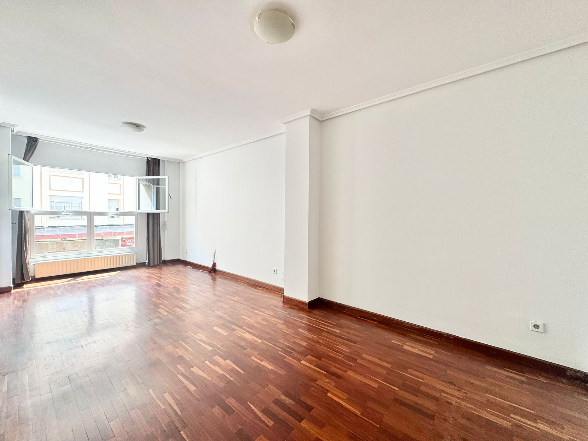 Living room of Flat for sale in Vitoria - Gasteiz  with Terrace and Storage room