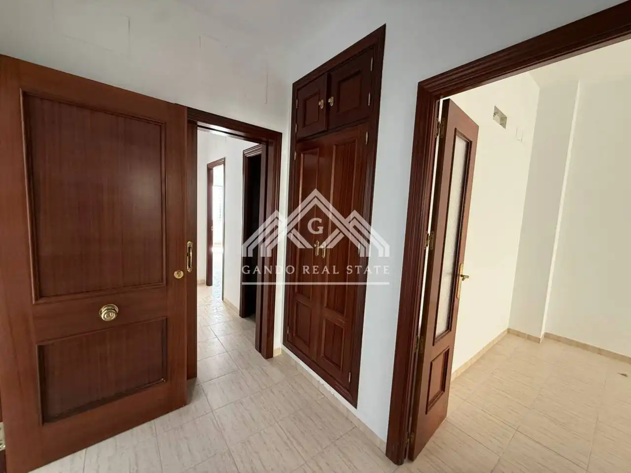 Piso en venta en Utrera con Trastero y Balcón