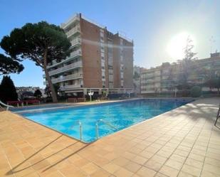 Swimming pool of Flat for sale in Sant Vicenç de Montalt  with Heating, Terrace and Furnished