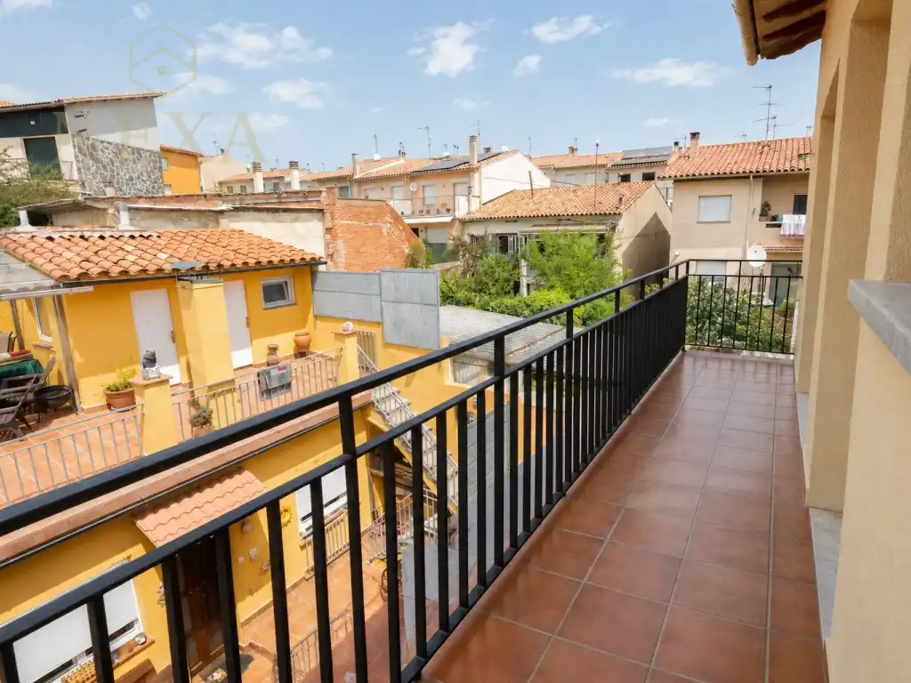 Terraza de Piso en venta en Sant Hilari Sacalm con Terraza, Horno y Balcón