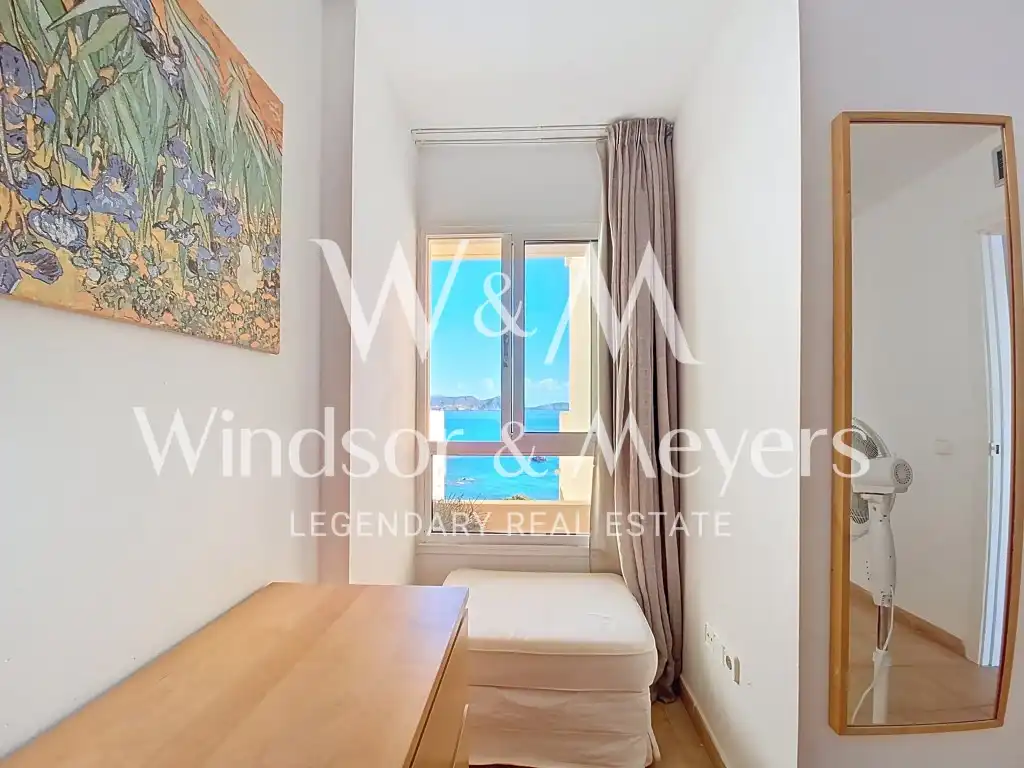 Bedroom of Flat for sale in Santa Eulària des Riu  with Air Conditioner, Furnished and Microwave