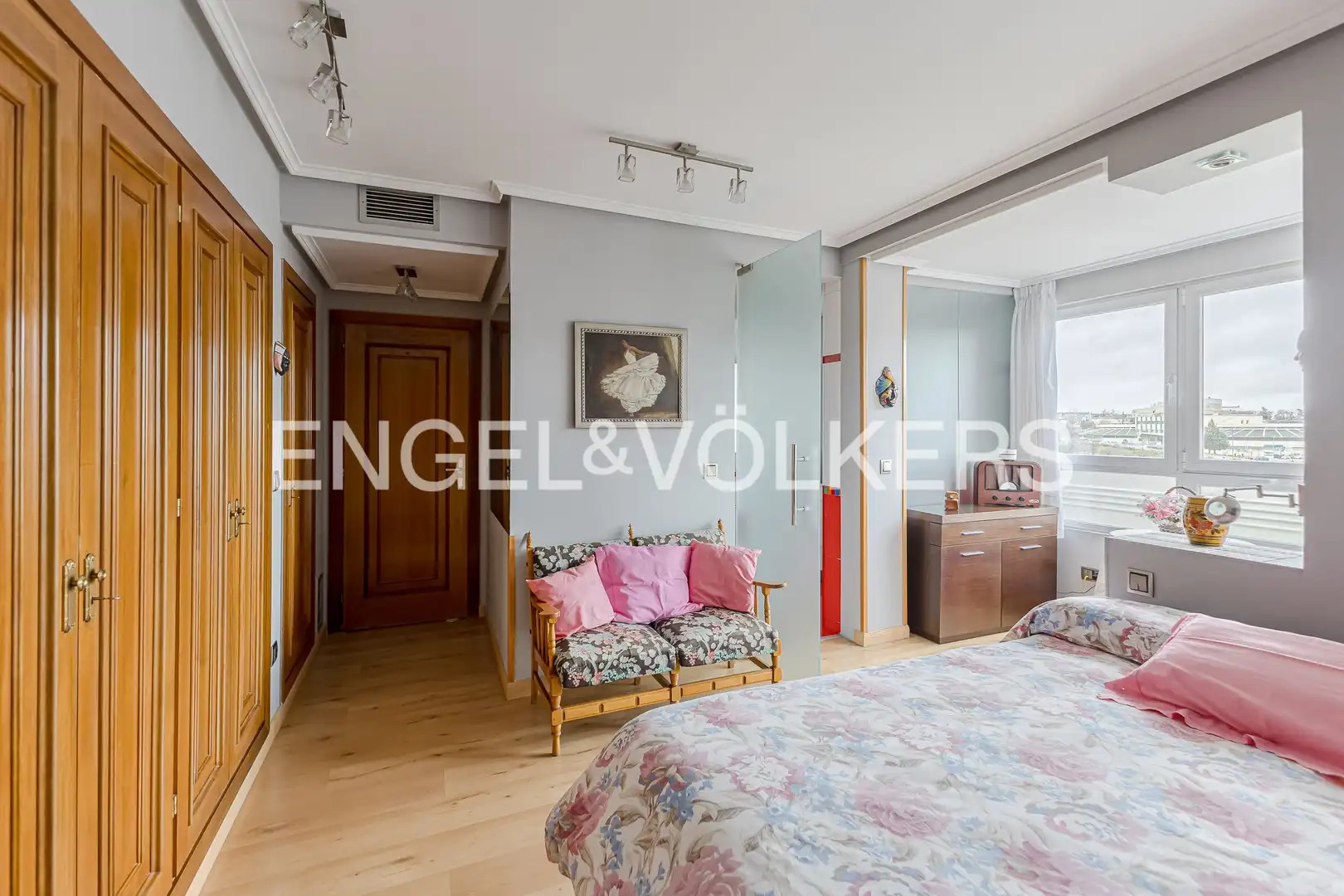 Bedroom of Flat for sale in Madrid  with Heating, Storage room and Furnished