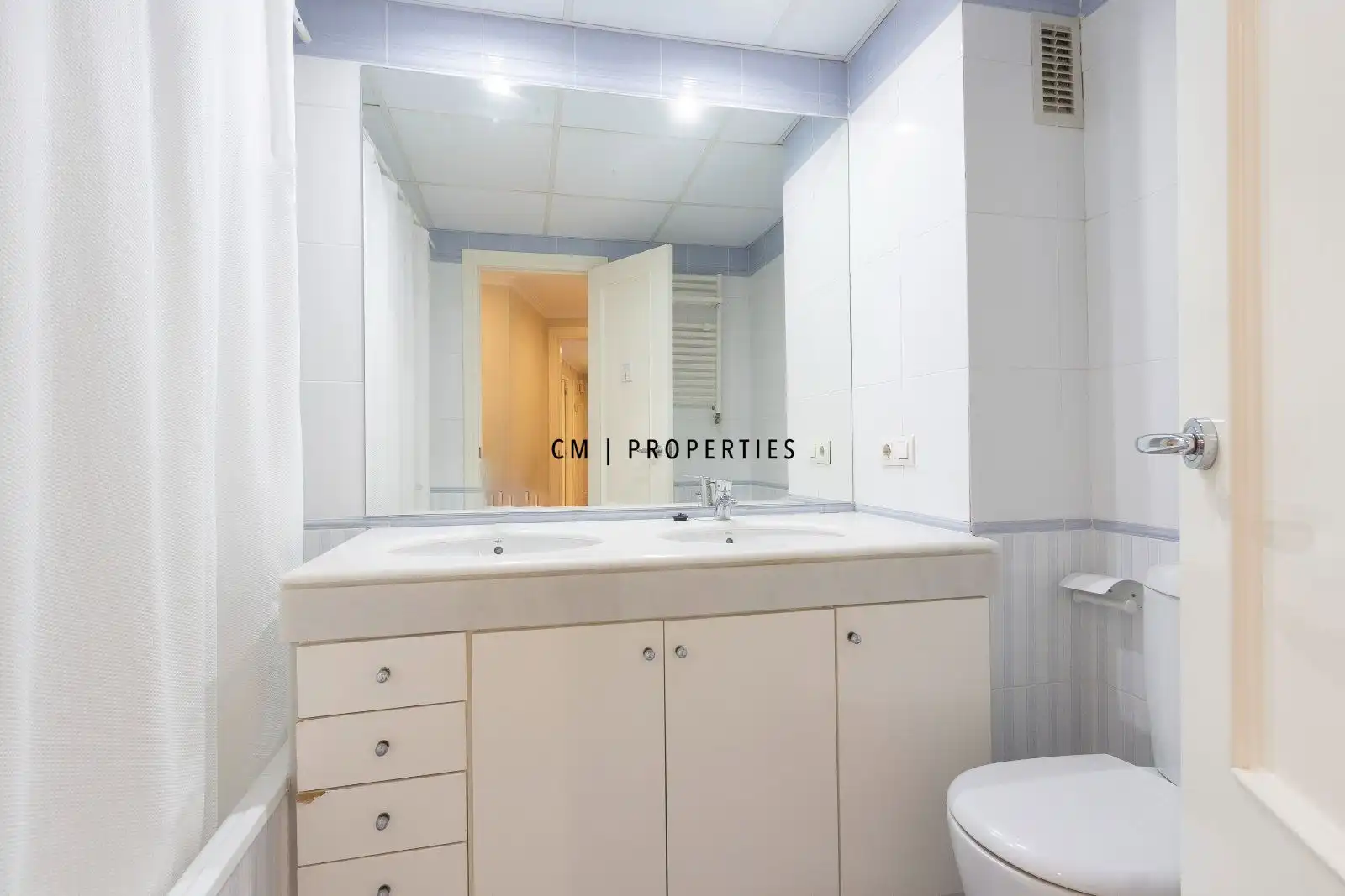 Baño de Piso de alquiler en Valencia con Aire acondicionado, Calefacción y Parquet