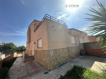 Villa con giardino in vendita a Alfara de la Baronia