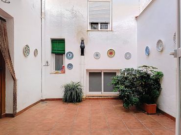 Casa con balcón en venta en Calle Carnicería