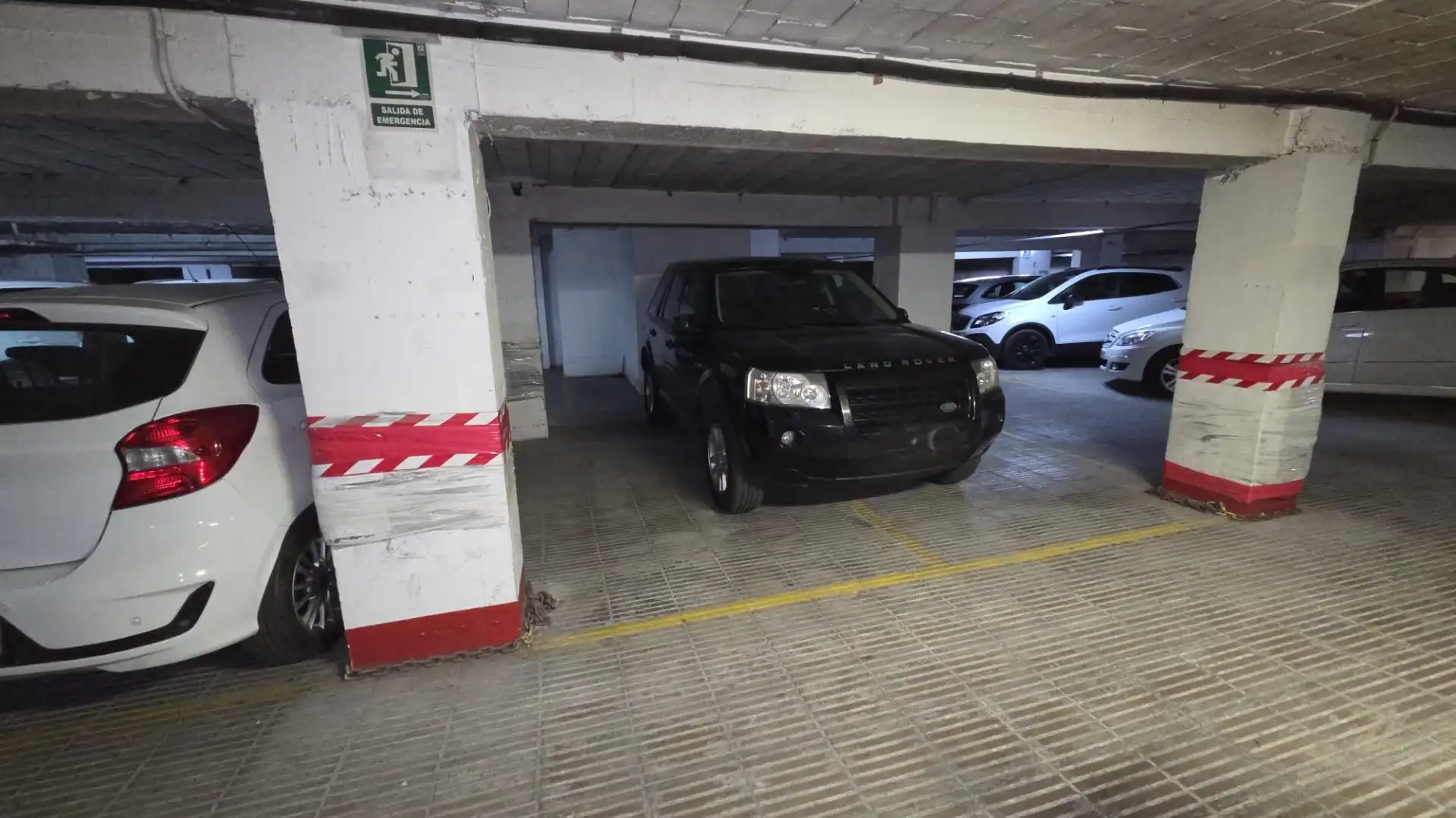 Aparcament de Pis en venda en Lleida amb Calefacció, Terrassa i Moblat