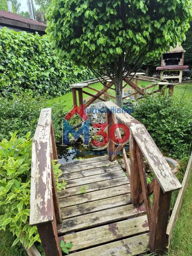 Jardí de Casa adosada en venda en Miranda de Ebro amb Calefacció, Terrassa i Traster