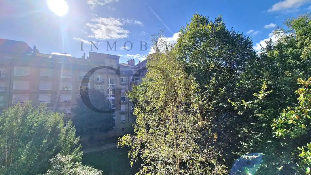 Vista exterior de Piso en venta en Donostia - San Sebastián  con Calefacción y Balcón
